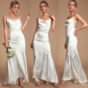 Elliatt Aisle Satin Cowl Gown